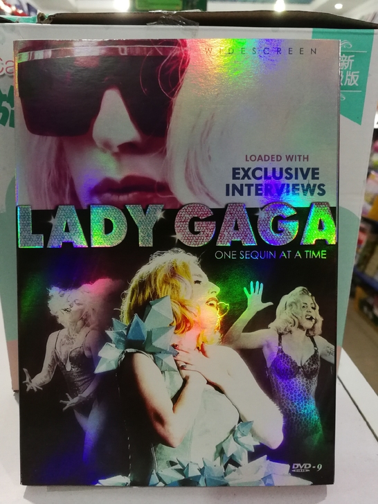 LADY GAGA的留声岁月音乐专辑，单D...