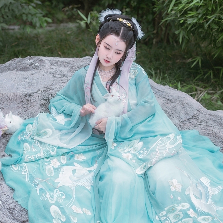 衔泥小筑 如梦霓裳 花朝记 东月棠等福袋