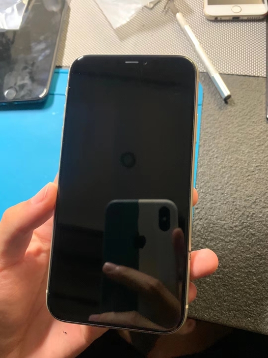iPhone11  128G  国行  全...