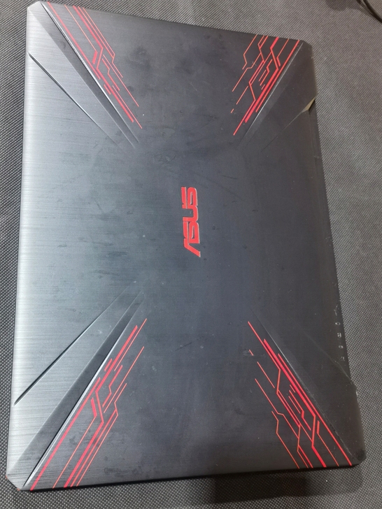 型号：华硕飞行堡垒 FX80G