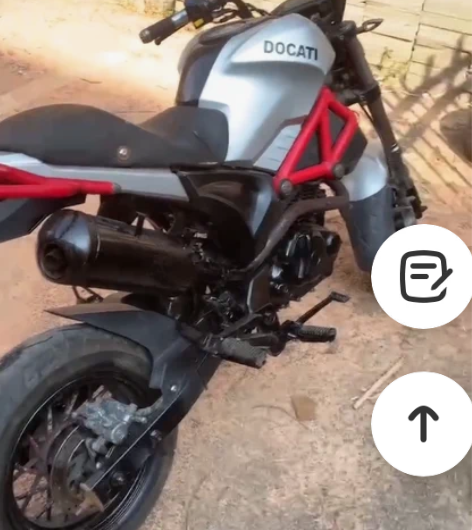 小怪兽150cc 无修 有大本 小刀  墨...