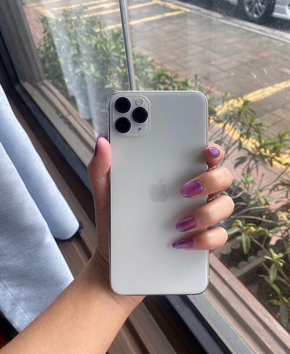 底价出 iphone11pro256g 纯...