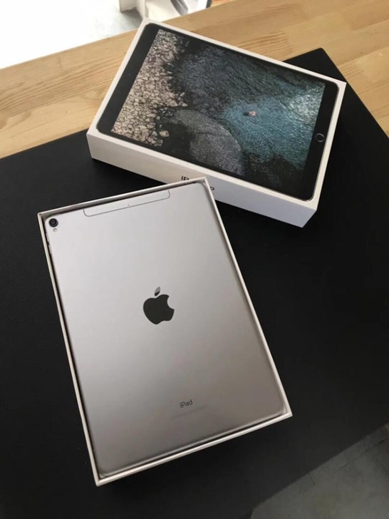 新款ipad2020,ipad8,128g...