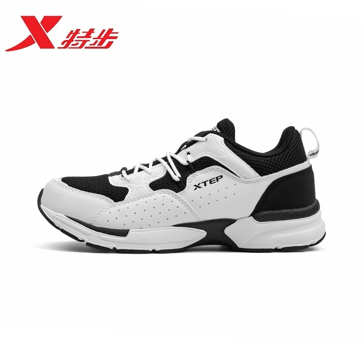 特步XTEP女性运动休闲鞋