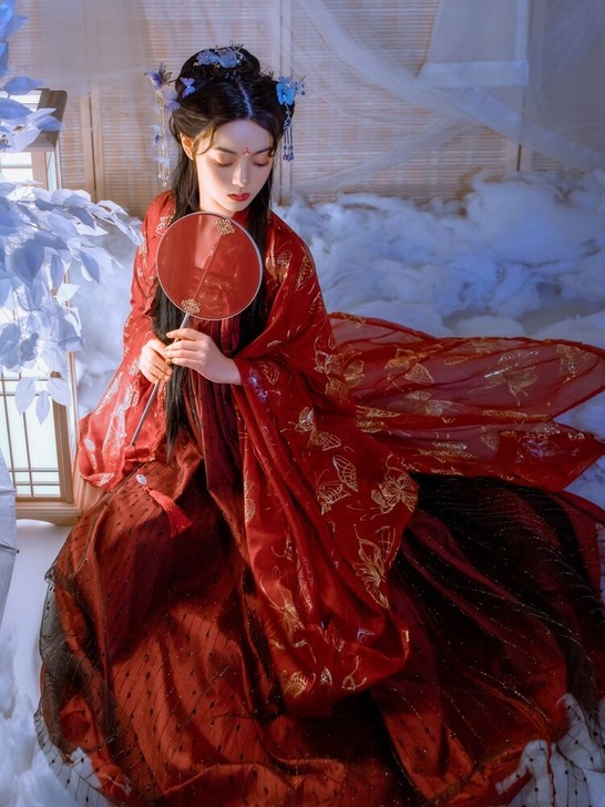 艺缕家的 红蝴蝶实物非常美  三米摆+大袖...