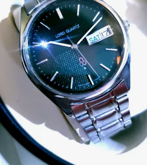 精工十字军绿色纹理表盘，自己配了个钢带不是...