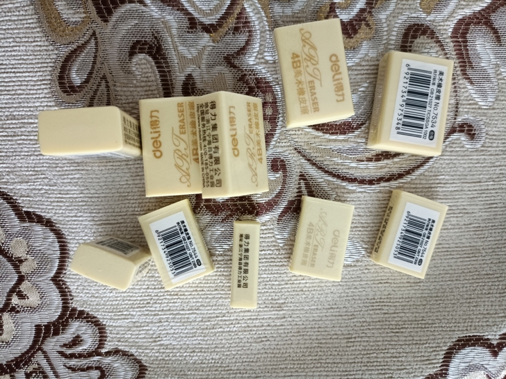 得力4B美术橡皮擦
