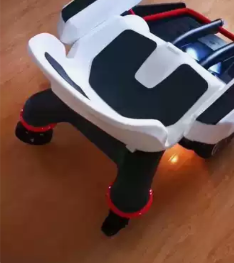 小米平衡车机甲战车出租,平时50一天,周末...