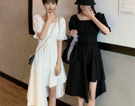 ￼春秋季裙子灯芯绒碎花半身裙女秋冬2022...