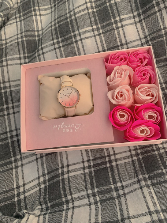 送女友老婆520情人节生日礼物实用高级感惊...