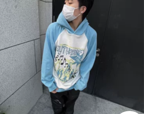 FUTUREOFX蓝色插肩袖卫衣国潮休闲印...