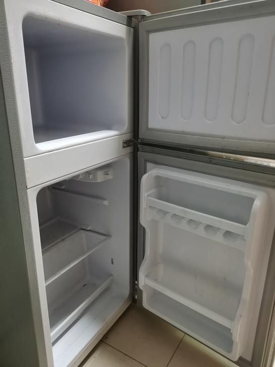 志高冰箱，118L，使用一切正常的杭州自提