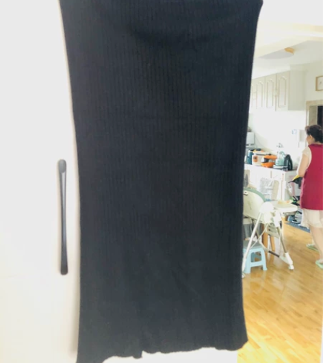 针织包臀裙 黑色  有弹力  百搭  闲置...