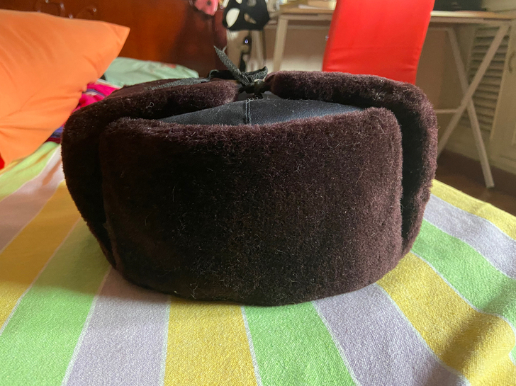 正宗八十年代雷锋帽 9.9 只要9.9