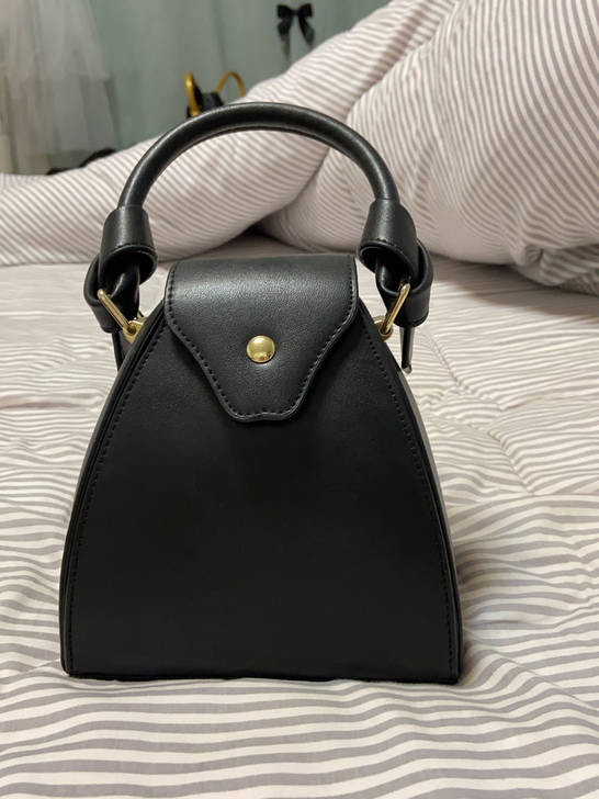 真皮，可爱的兔子包，手提包，也可自己配链条