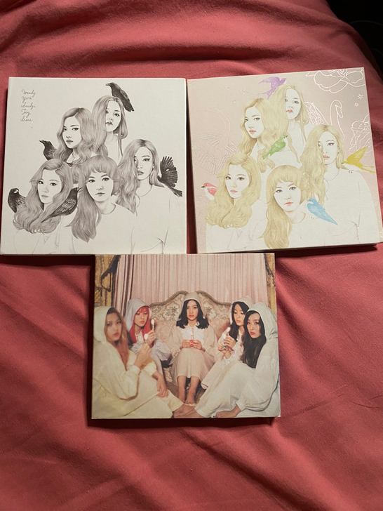 Red velvet 裸专 都有CD 都有...