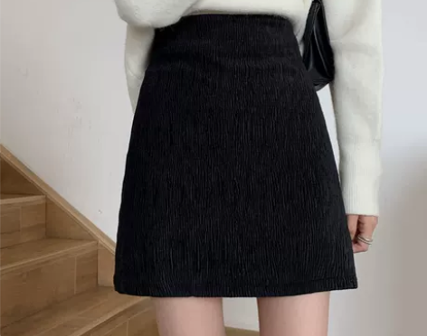 灯芯绒半身裙秋冬季黑色短裙a字裙女2020...