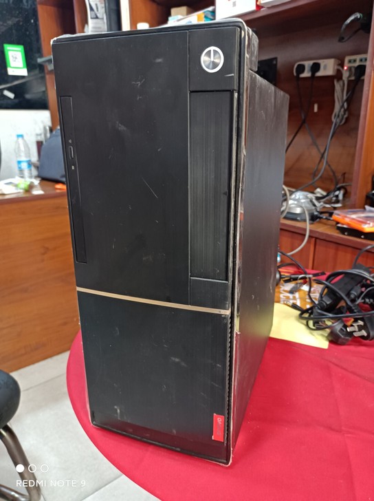 联想杨天t4900d   七代i5  8g...