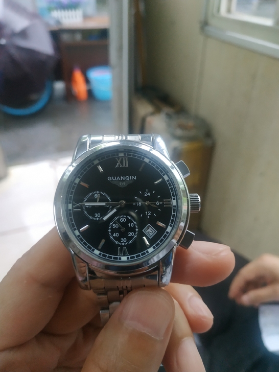 冠琴手表石英表帮同事卖