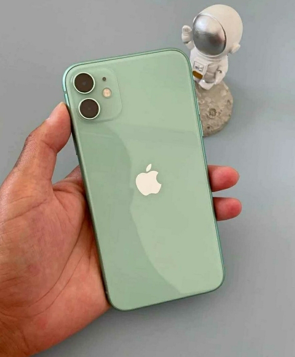 女生自用一手苹果11  绿色 配件齐全 双...