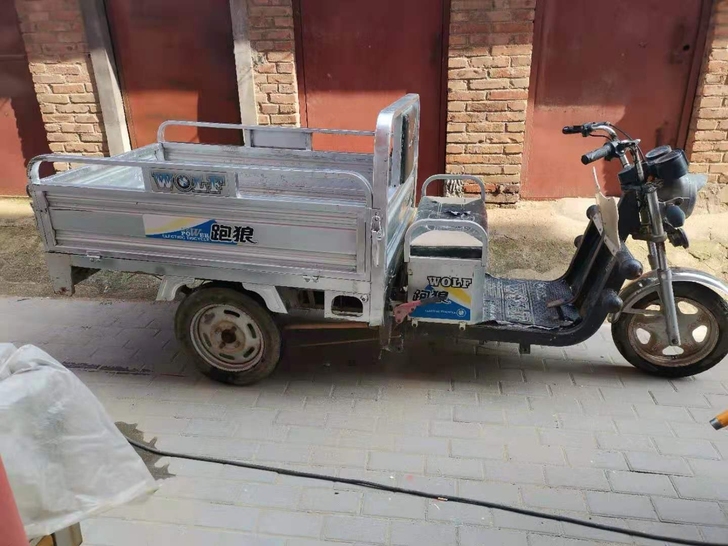 电三轮一辆出售，骑着特别有劲，电瓶几个月，...