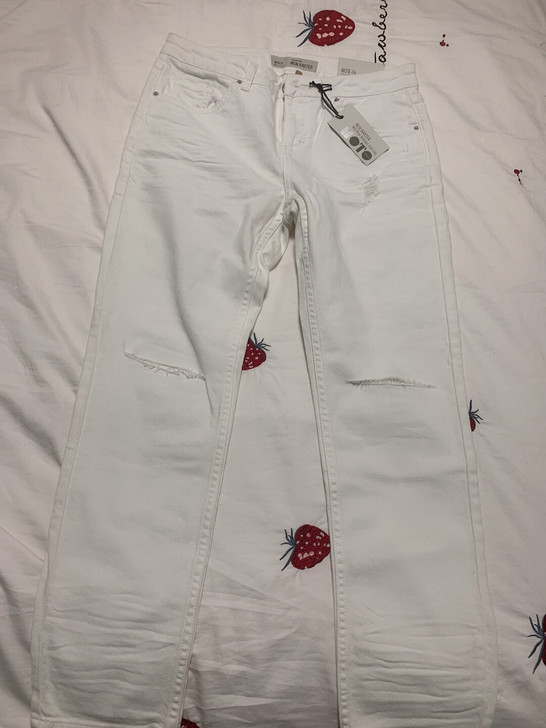 全新白色牛仔裤 30尺寸腰围 吊牌在