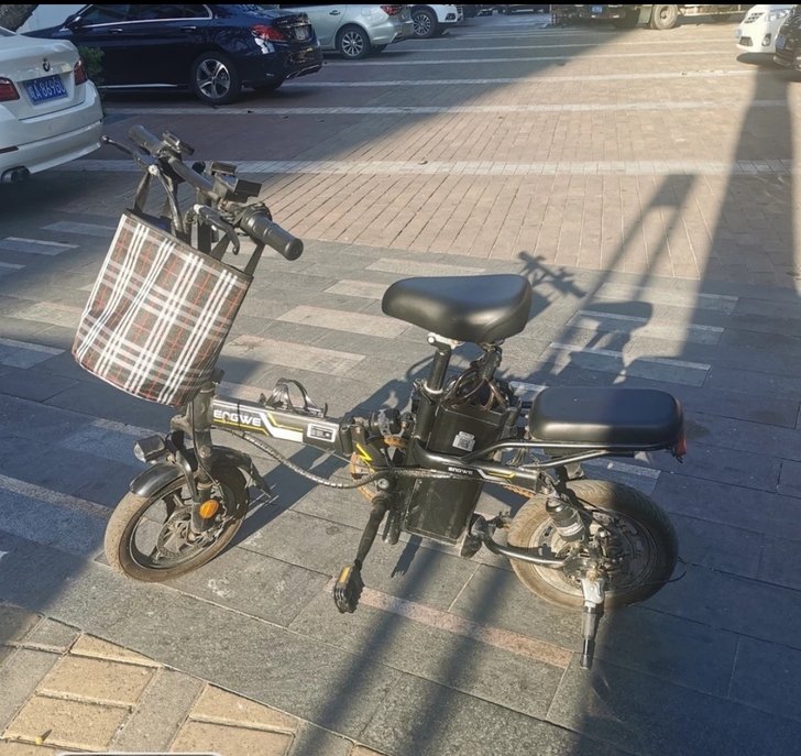 20年8月份购入，发票合格证什么都在，还未...