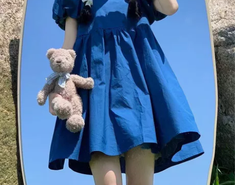 新款2022夏季学院风少女学生连衣裙方领泡...