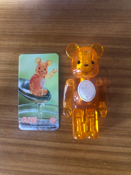Bearbrick 积木熊31代 透明蜂蜜熊