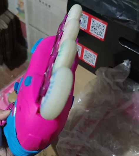 处理一双九成新以上的试穿鞋。 女款可调节专...