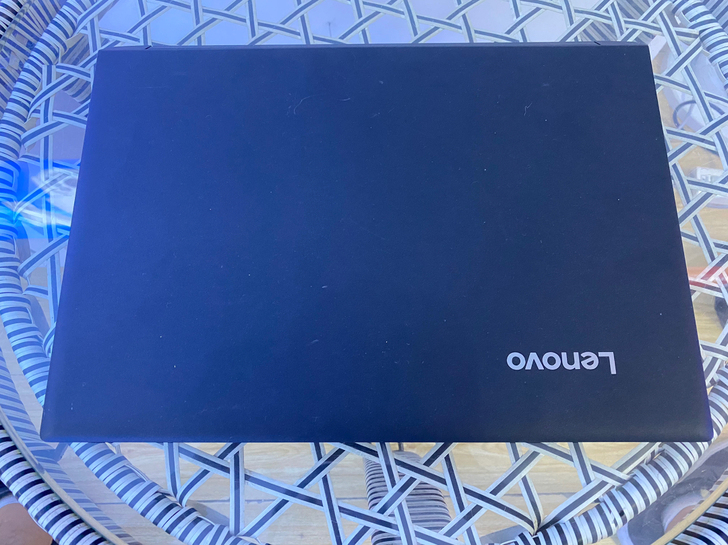 联想v110-14笔记本电脑 成色不错