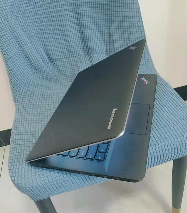 联想笔记本电脑  i7四核  独显  笔记...
