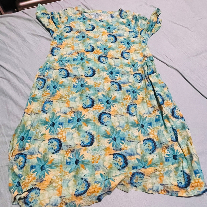 宽松棉麻连衣裙