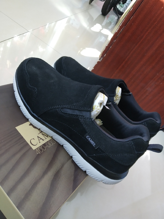 骆驼头层牛皮男士皮鞋吊牌包装齐全,支持专柜...