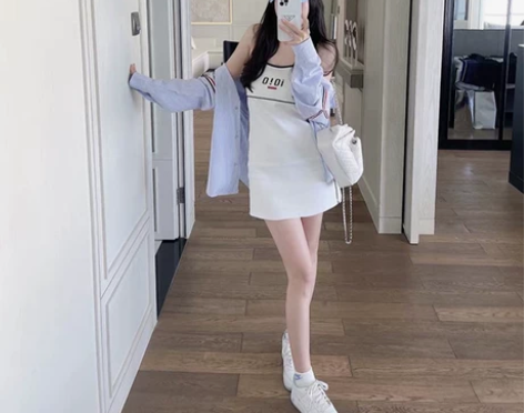 2022春夏季新款高级感御姐炸街轻熟小香风...
