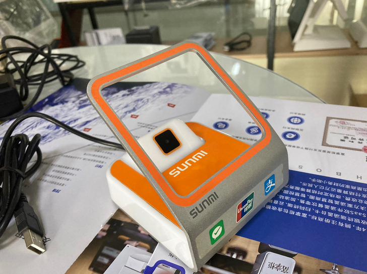 商米小闪，直接连接收银机无需驱动，正常使用...