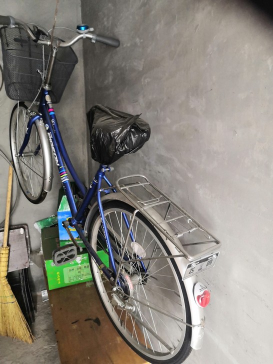 本人闲置 一辆 自行车