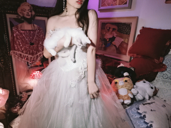 饮衫vintage立体花婚纱/久稚梨啤/水...