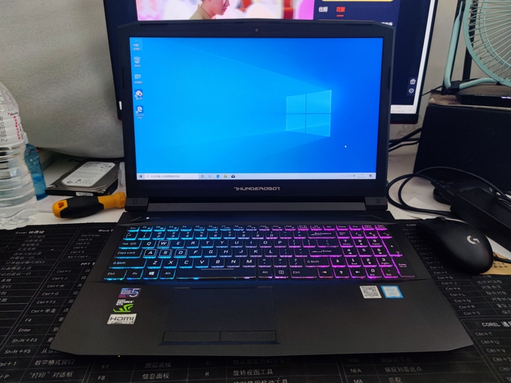 雷神911mt i7 8750 1050独...