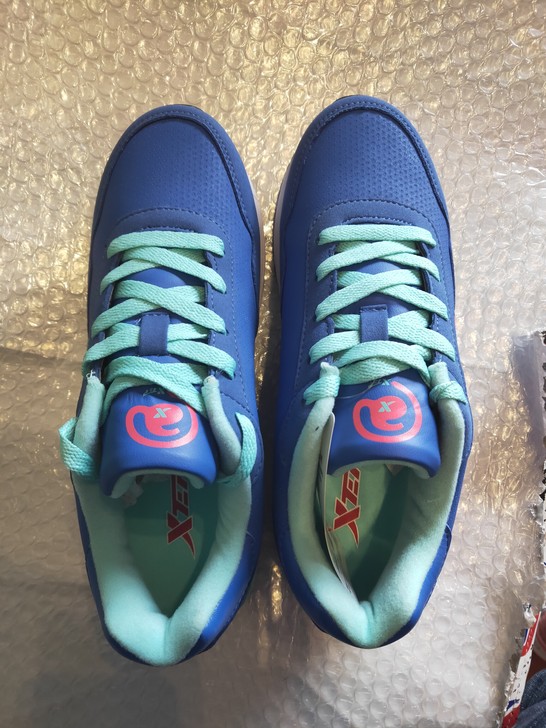 XTEP 特步 女跑鞋37码全新 喜欢拍下...