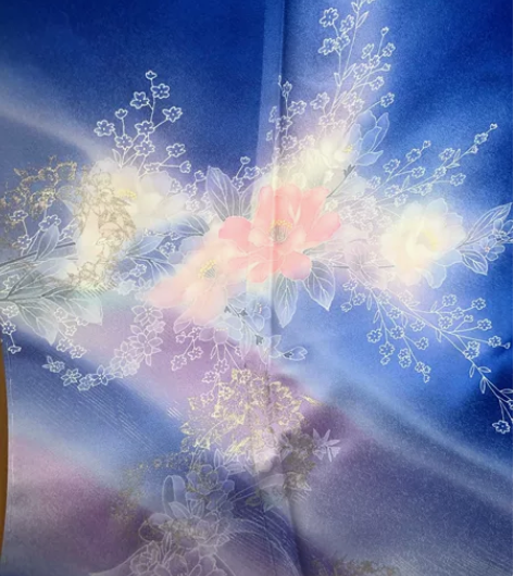kiya喜屋宝蓝玛丽苏晕染花枝访问 材质：...