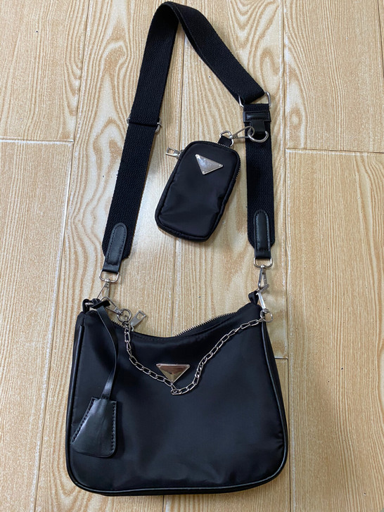 女包