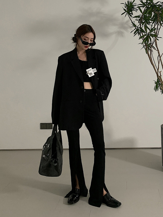 【区区欧阳】超显瘦！微喇休闲裤！！面料舒服...