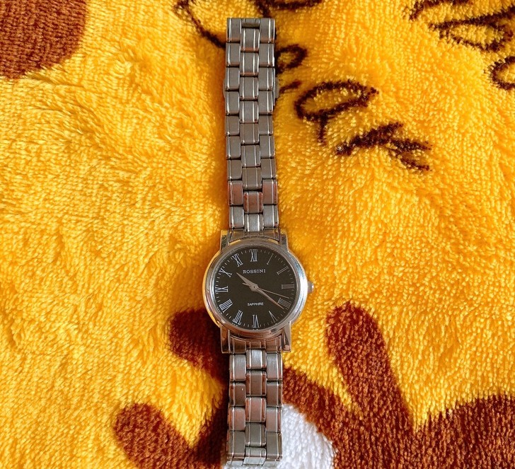 手表,8成新,手表,都是好的,要换电池了