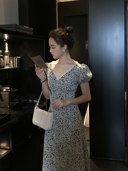 viss金 法式复古碎花连衣裙女收腰显瘦气...