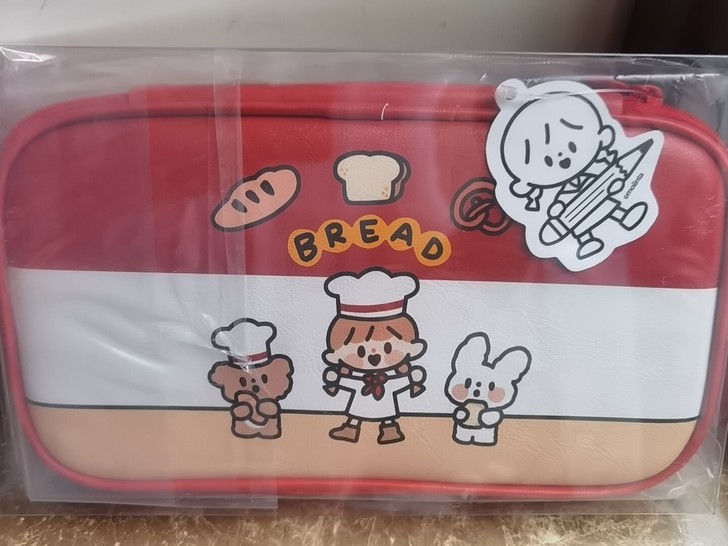 卓大王笔袋全新,可和店内其他物品一起发。