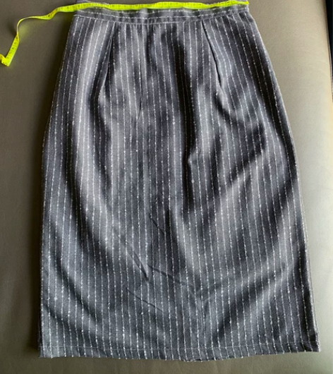 半身中裙 S码,腰围60厘米,压箱底很多年...