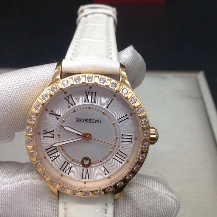 罗西尼女士手表！盘面3.5厘米