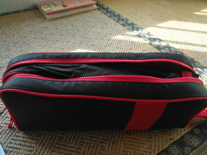 收纳袋。全新旅行收纳袋。质量好，绝对值！