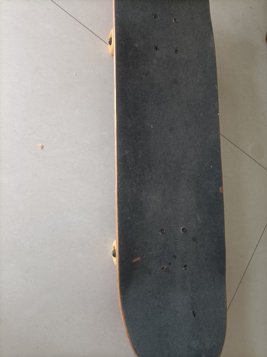 滑板，很少用了，不想用了